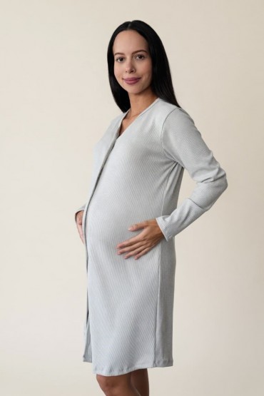Bata maternal y posparto con botones verde claro Pier